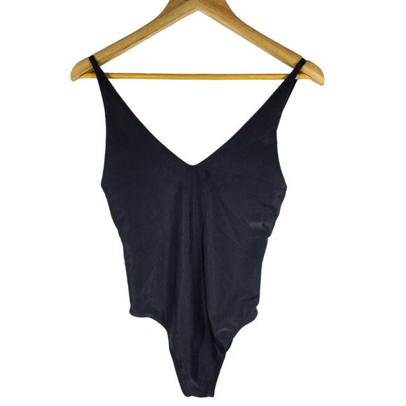 Beach Riot Other - Beach Riot Black Reese Ribbed One-Piece Deep Scoop Neck and Back Swimsuit Size M